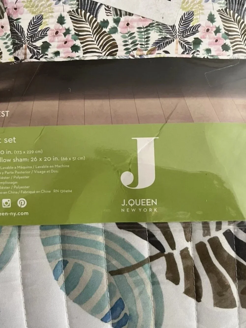 J by J Queen Luxury Rainforest Twin/Twin XL Size 2-Pc Quilt Set $230